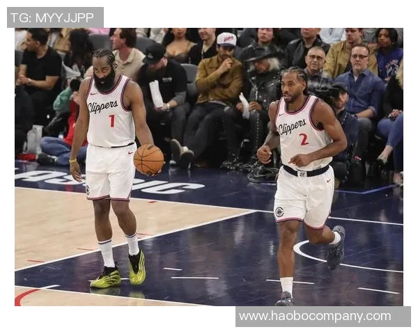 泰伦卢称下半场协防弗拉格表现出色莱昂纳德贡献巨大 泰伦卢称下半场协防弗拉格表现出色莱昂纳德贡献巨大