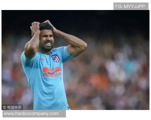 罗德里戈禁区遭侵犯小腿受击倒地VAR却选择沉默引发争议