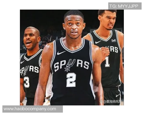 福克斯全能表现助力球队获胜16投9中贡献26分5篮板9助攻3抢断三分球命中率高