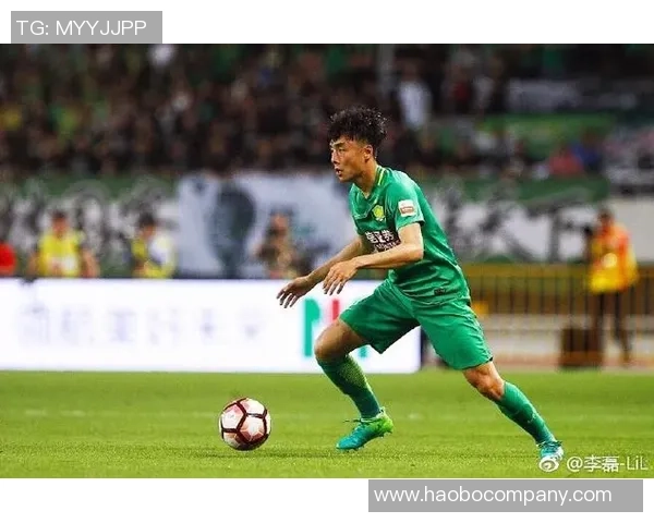 国安队李磊因右大腿肌肉拉伤预计缺阵四周球队面临人员紧张局面