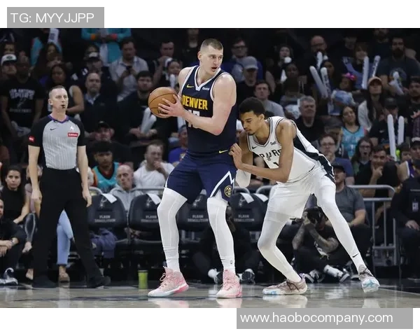 太阳主帅谈约基奇传球策略称掘金无球切入表现出色 太阳主帅谈约基奇传球策略称掘金无球切入表现出色